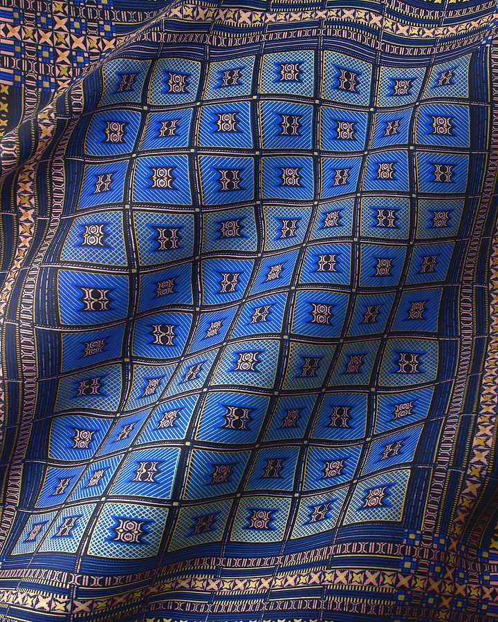 Wax Hollandais | VL08008.214 | Gold Embellished