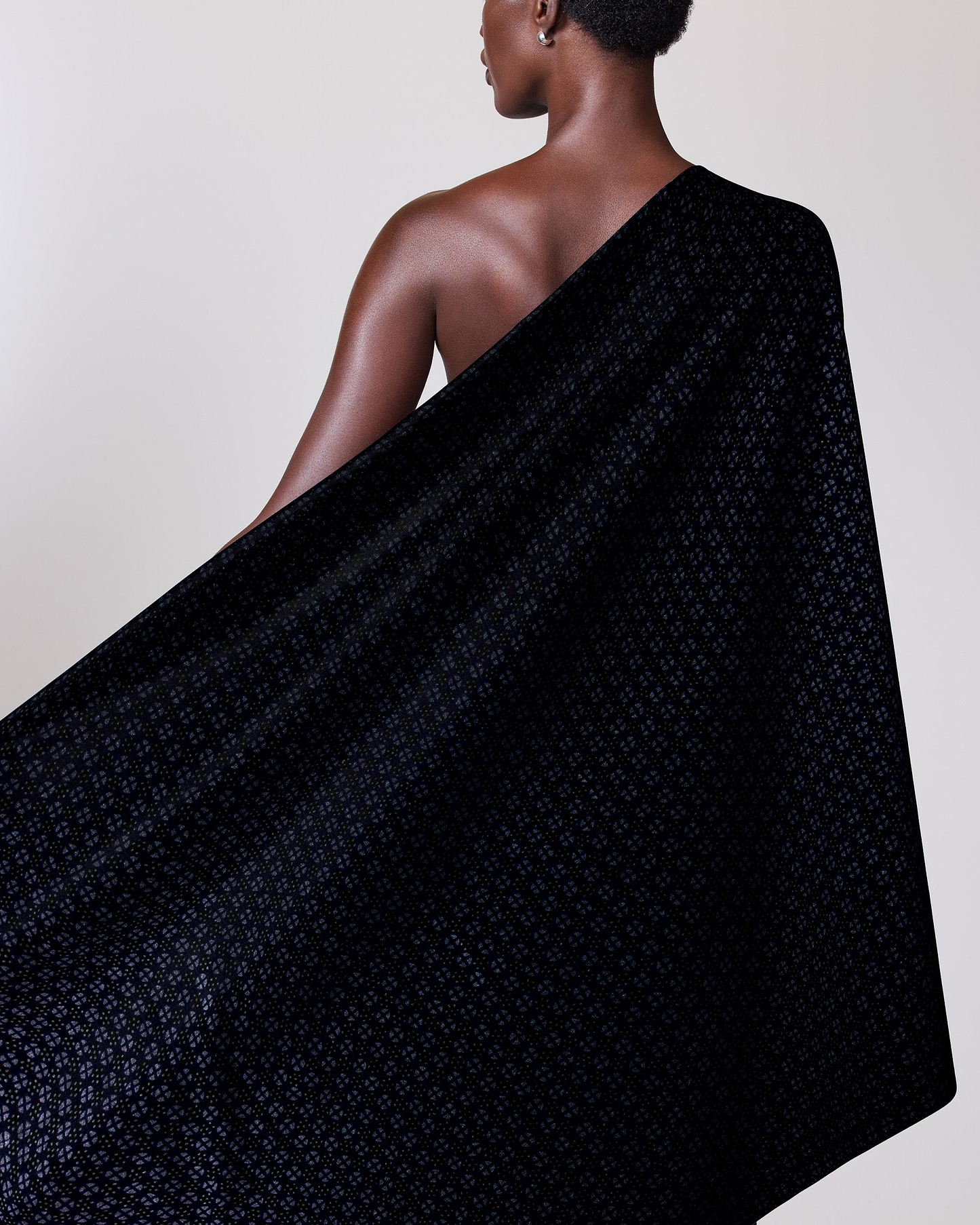 Sky Wax | VL0H418.054 | Red-Green Pearl Embellished