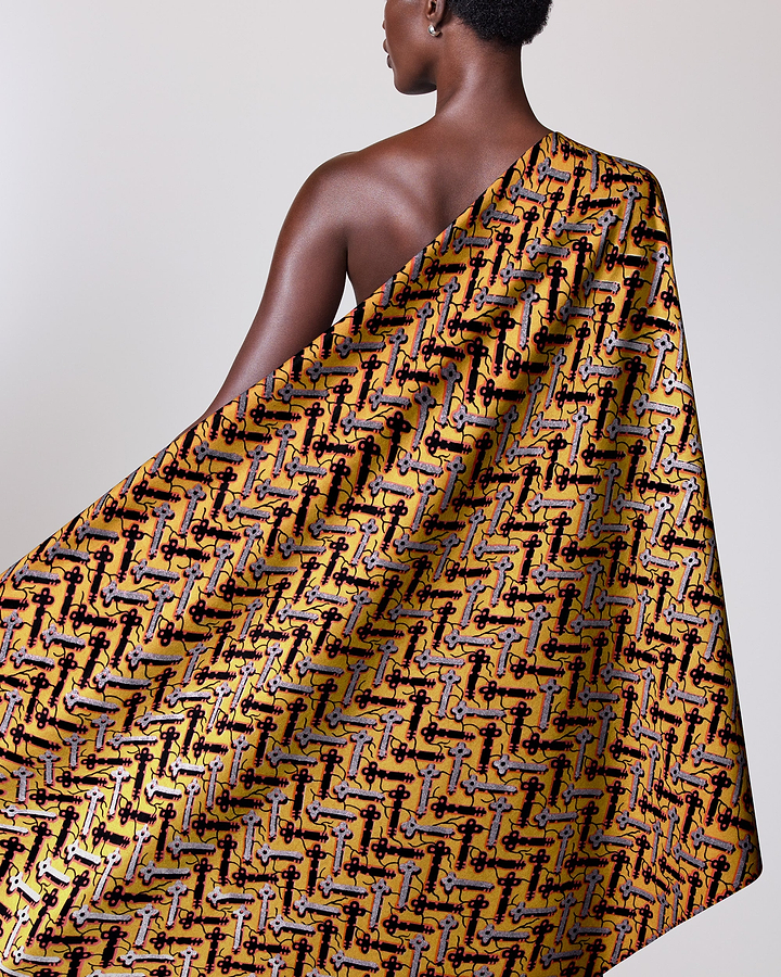 Wax Hollandais | VL46700.046 | Pastel Lilac Embellished