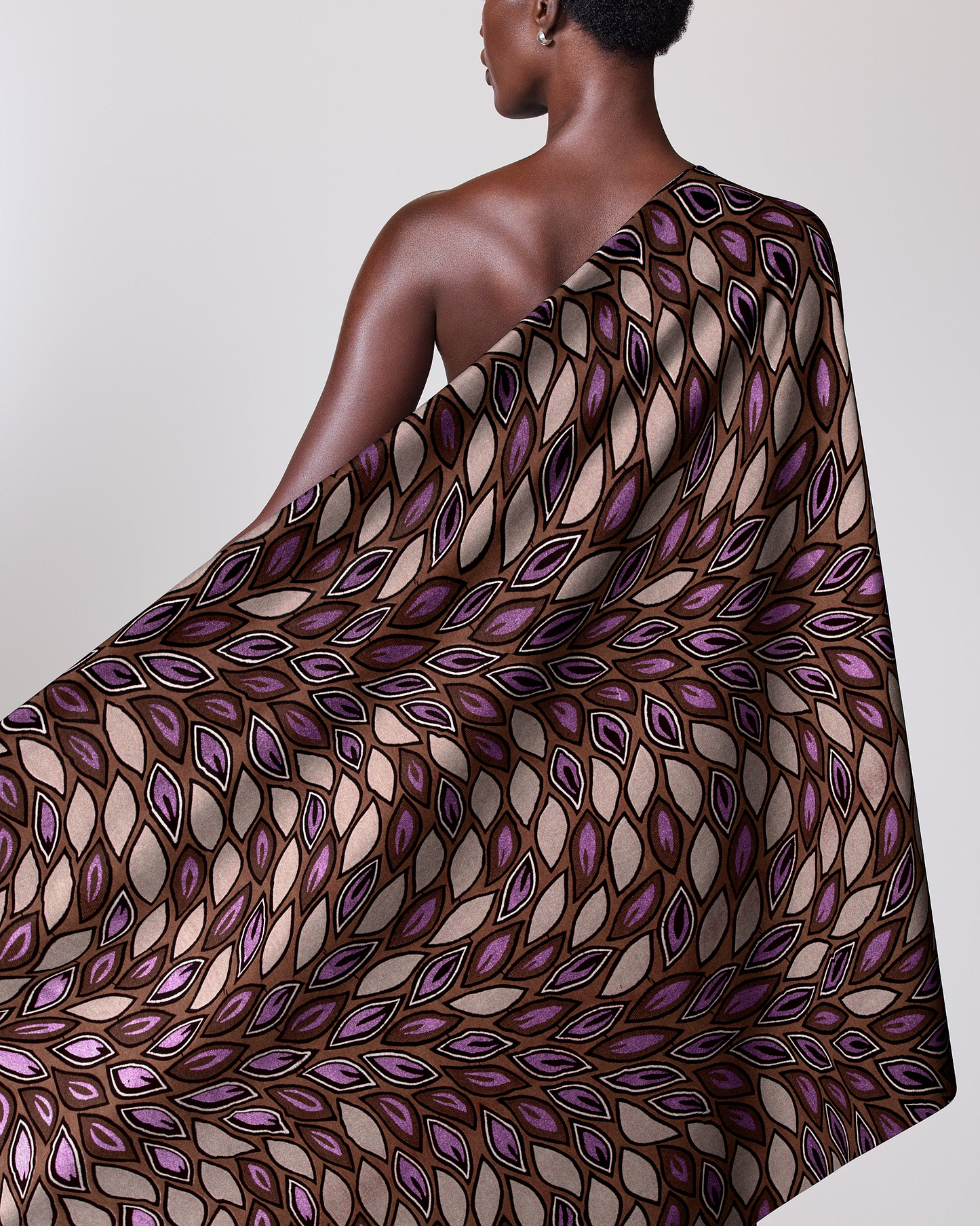 Wax Hollandais | VL80022.015 | Lilac Embellished