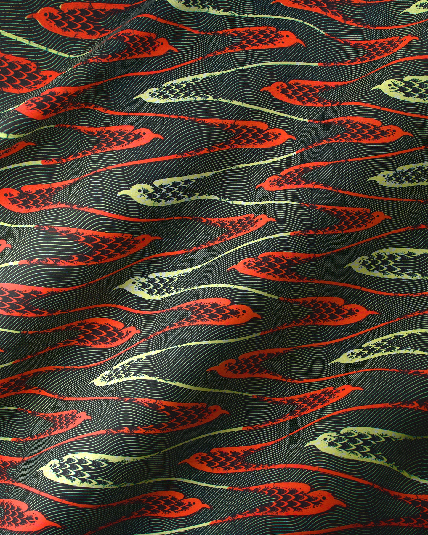 Black fabric pattern stylized birds wax hollandais vla0967.018