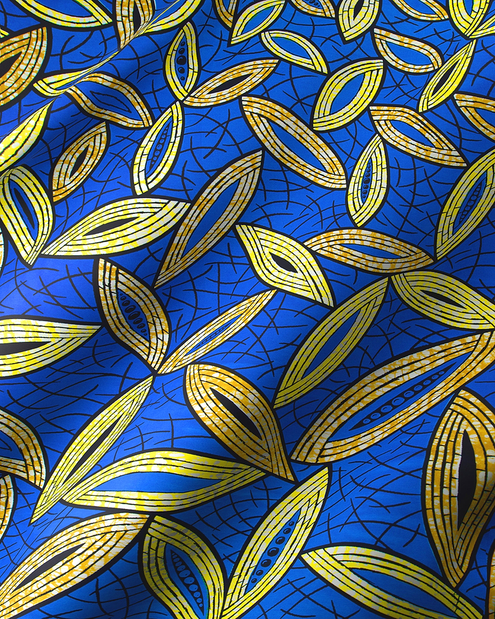 Vibrant blue fabric adorned bold super-wax vls1884.001