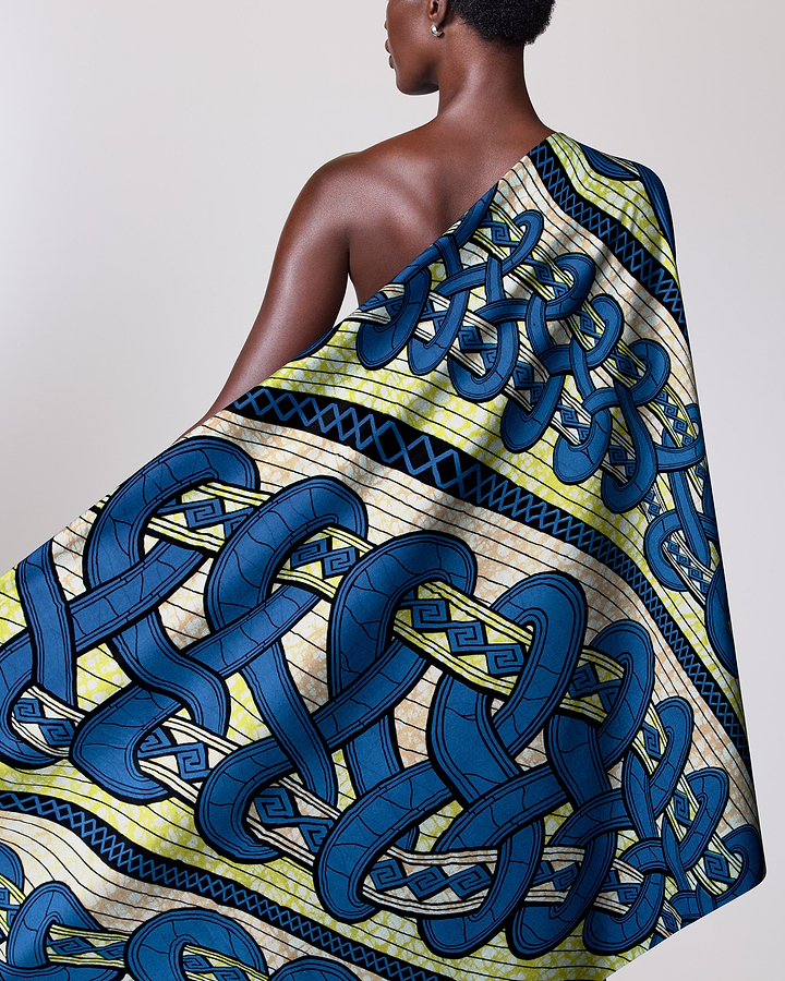 Vibrant blue cream patterned fabric super-wax vls4959.008
