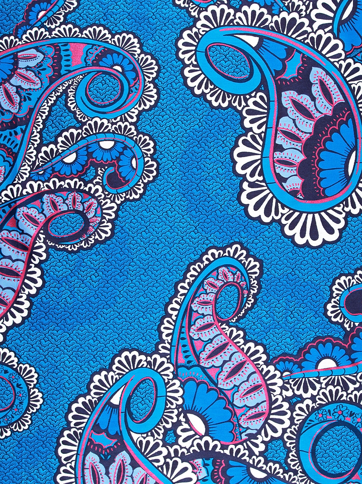 Vibrant blue paisley-patterned fabric intricate satin royal vlw0390.007