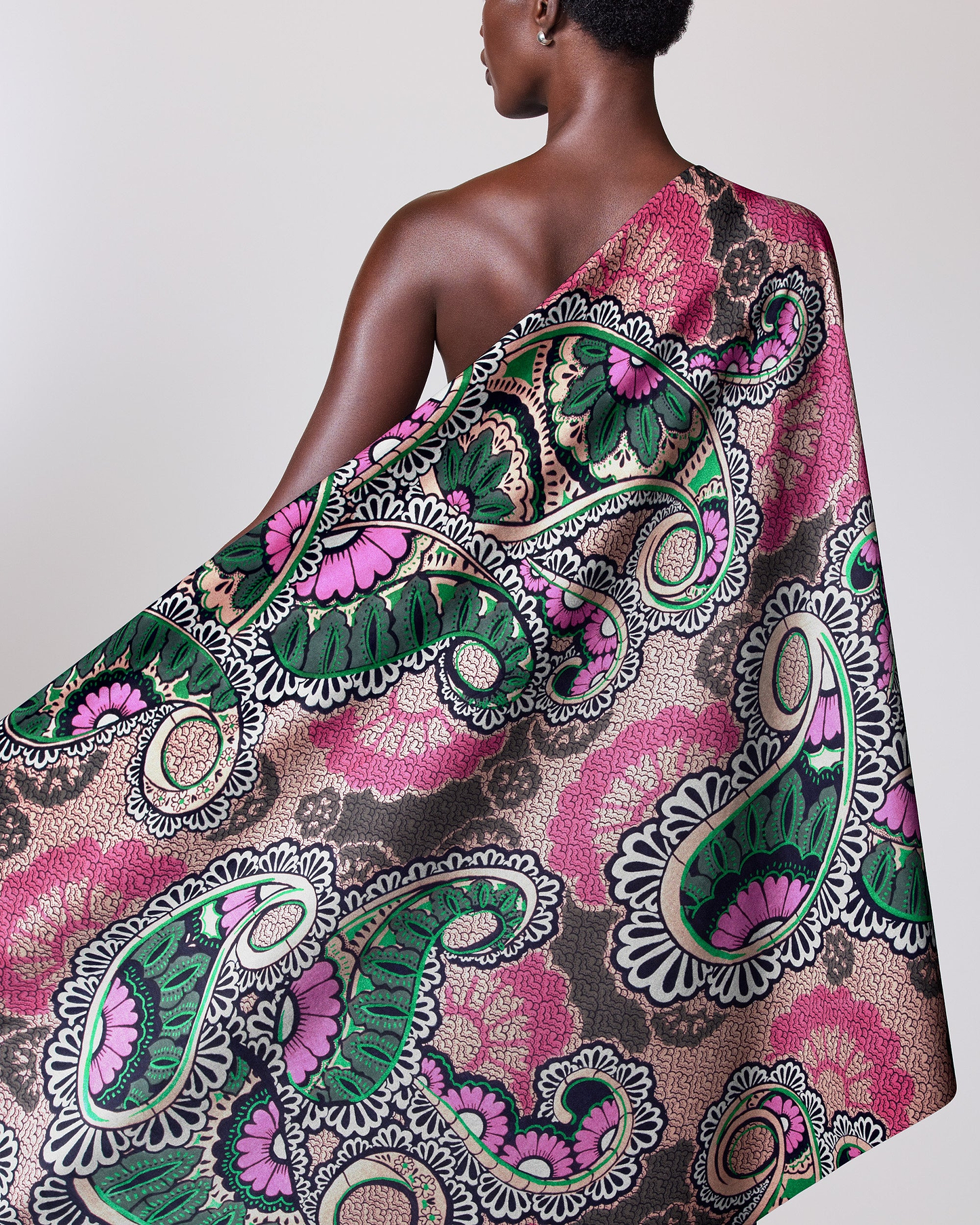 Satin Royal | VLW0390.009 | Orné de Vert Émeraude