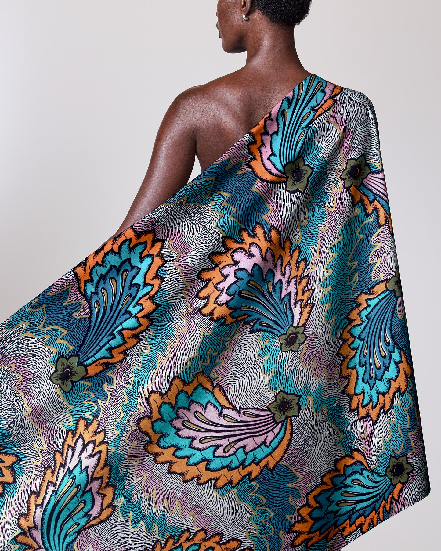 Satin Royal | VLW8985.007 | Gold Embellished