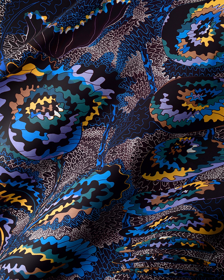 Vibrant abstract-patterned silk scarf bold wax hollandais vlw9921.003
