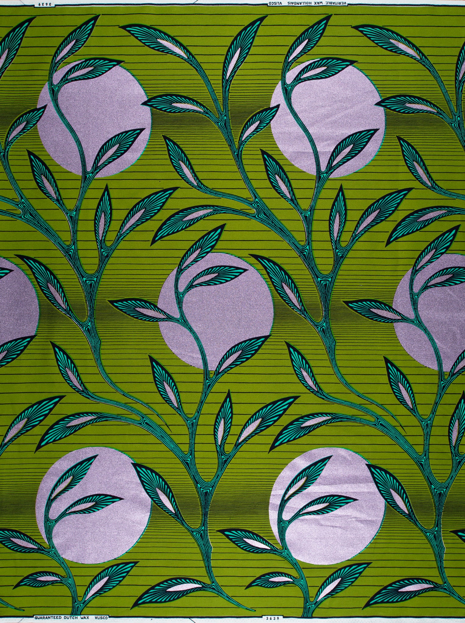 Wax Hollandais | VL03639.253 | Pastel Lilac Embellished