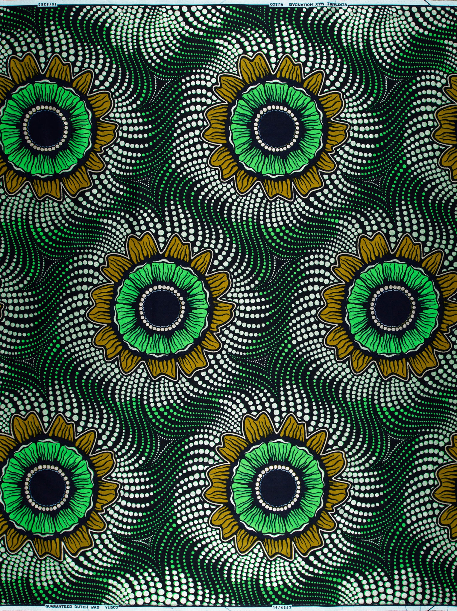 Wax Hollandais | VL04352.010 | Silver Embellished