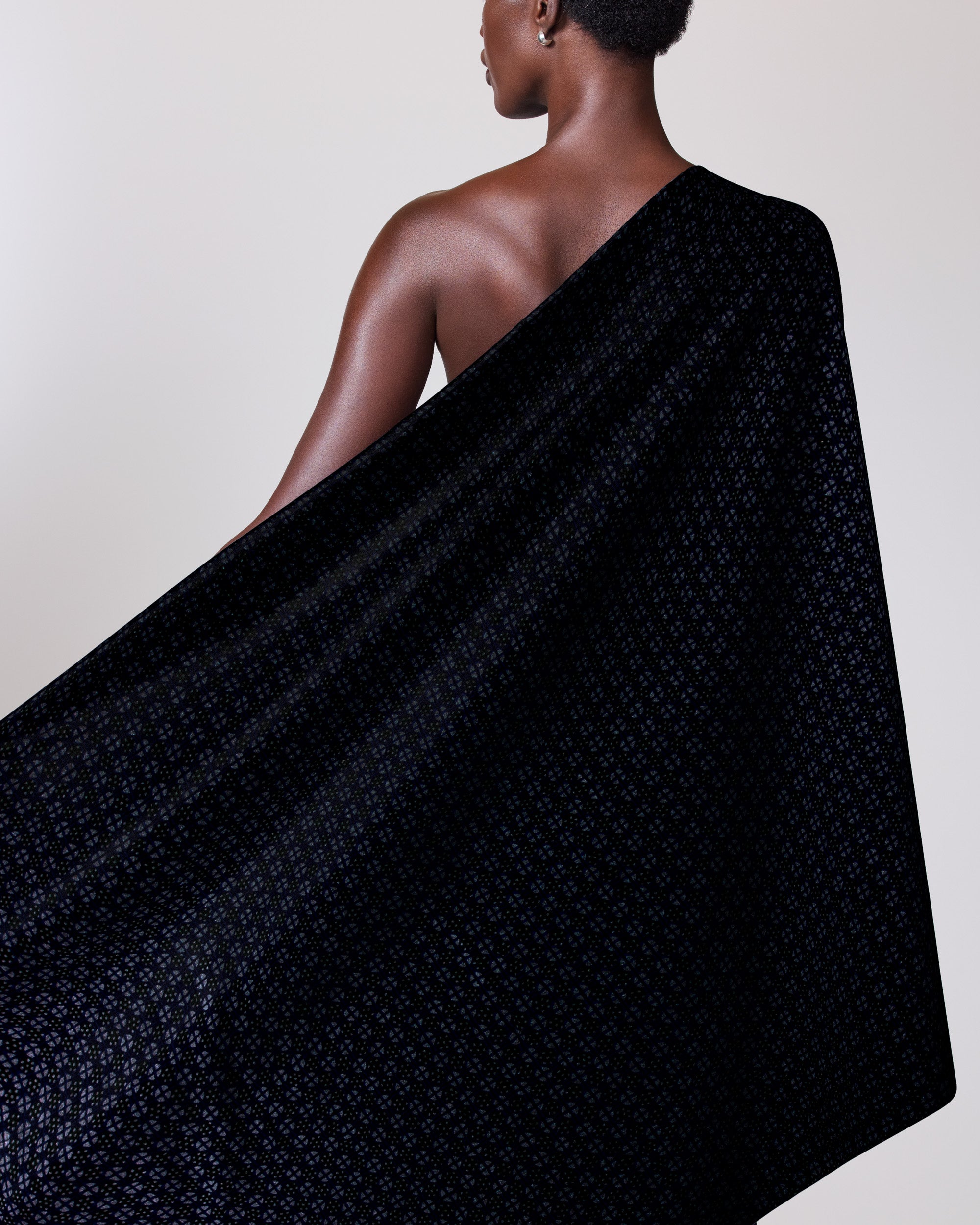 Sky Wax | VL0H418.054 | Red-Green Pearl Embellished