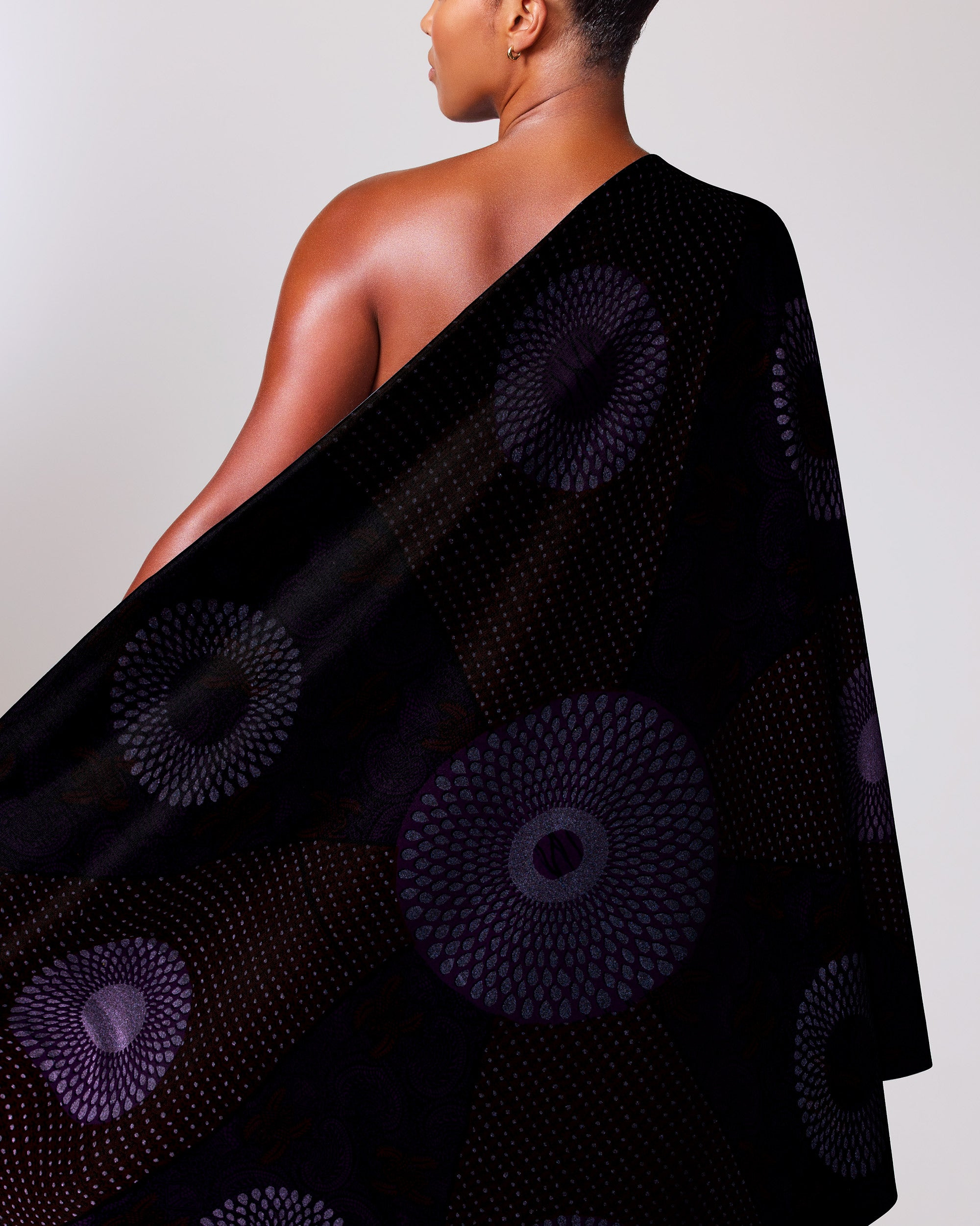 Sky Wax | VL55650.145 | Red-Blue Pearl Embellished