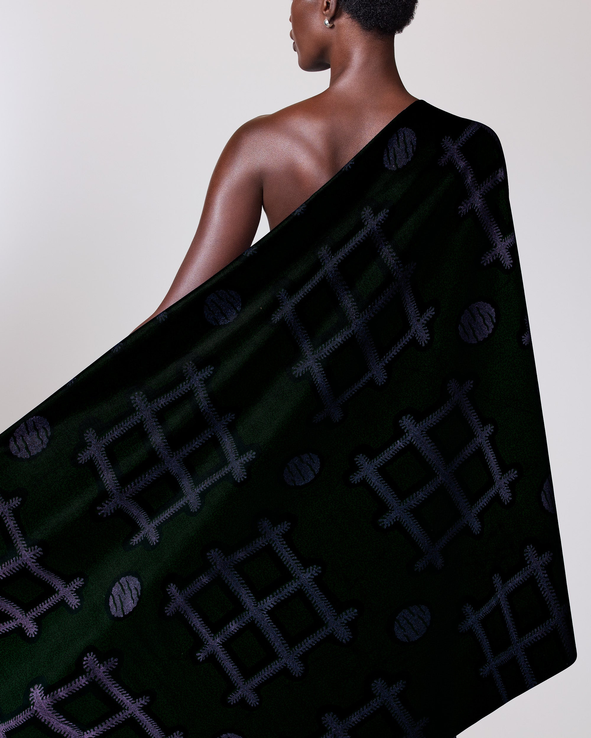 Sky Wax | VLH1003.142 | Red-Blue Pearl Embellished