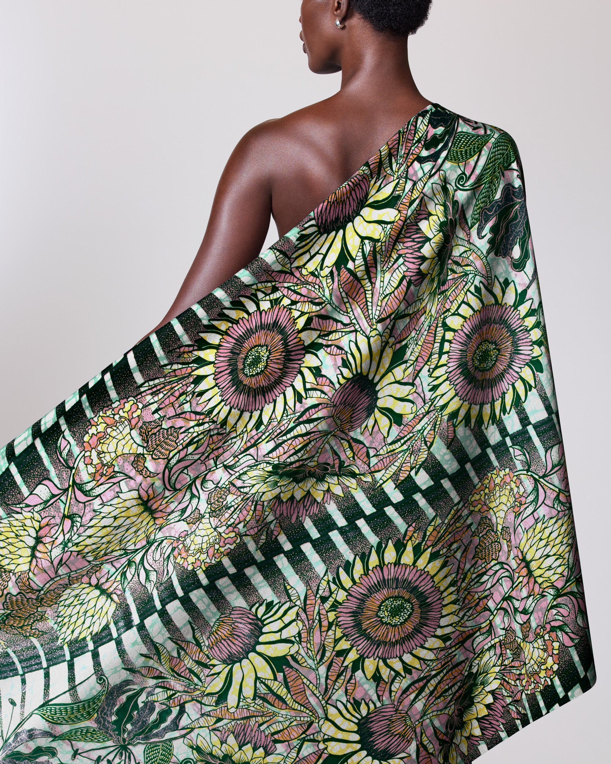 Grand Super-Wax | VLS6579.001 | Lilac Shine Embellished – Vlisco