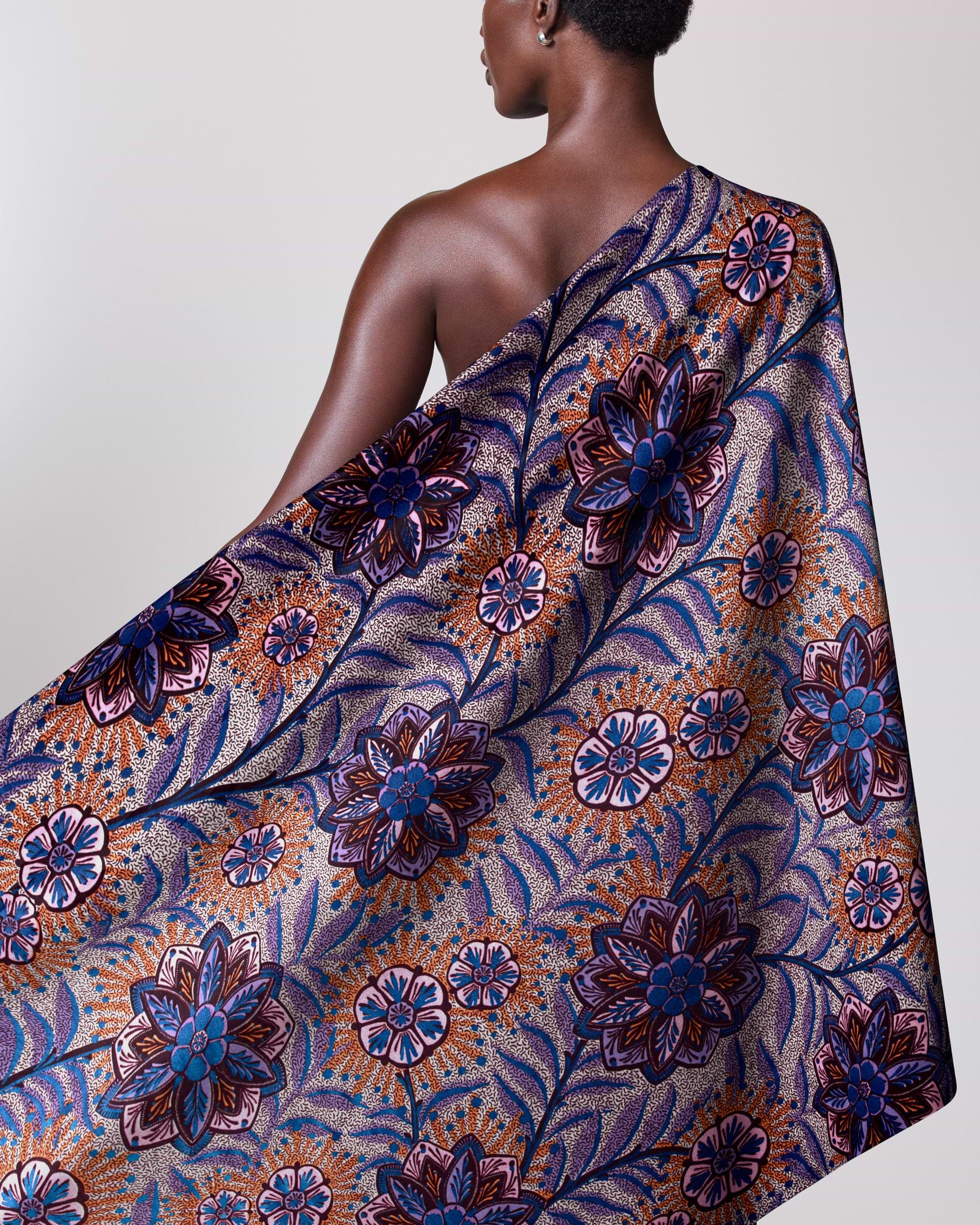 Satin Royal | VLW0478.010 | Royal Blue Embellished