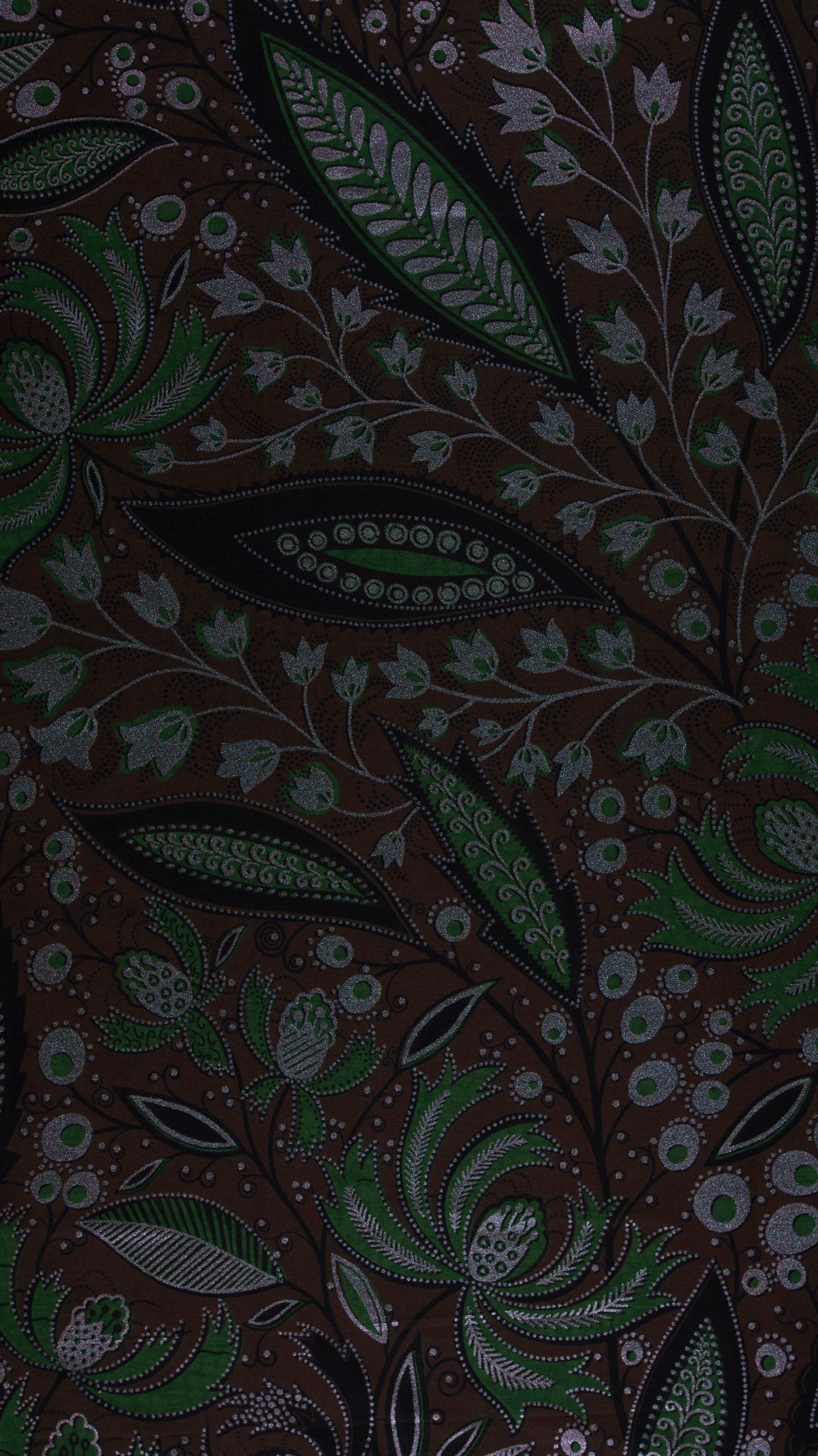 Sky Wax | VLW2145.020 | Red-Green Pearl Embellished