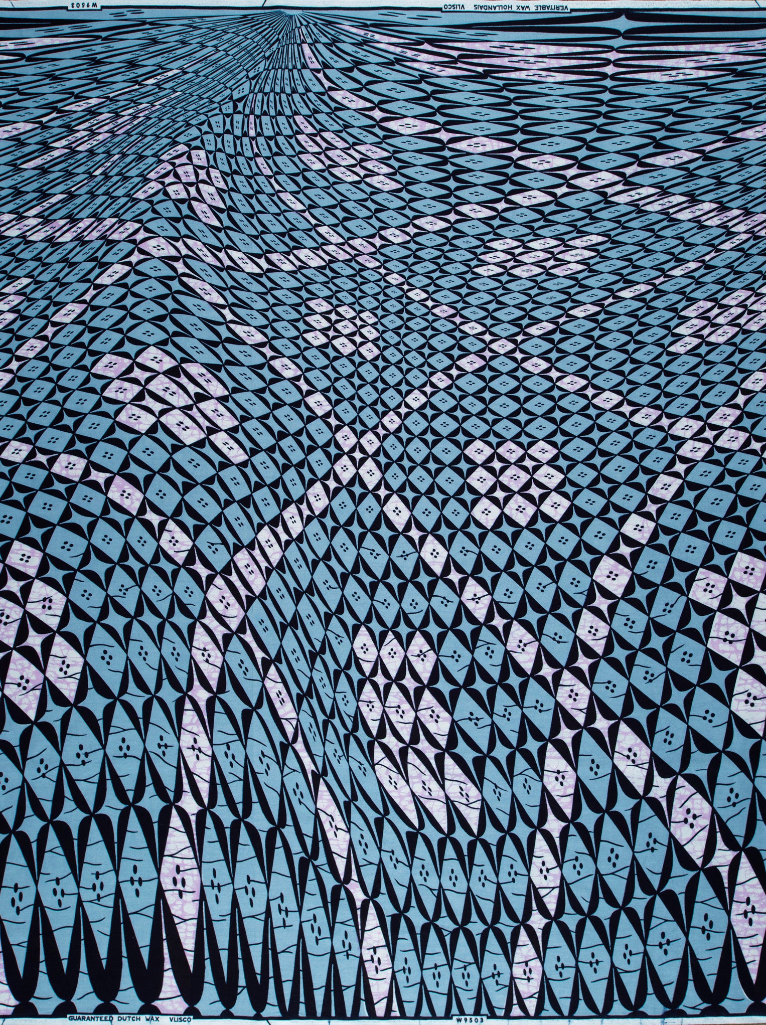 Blue white geometric patterned textile wax hollandais vlw9503.002