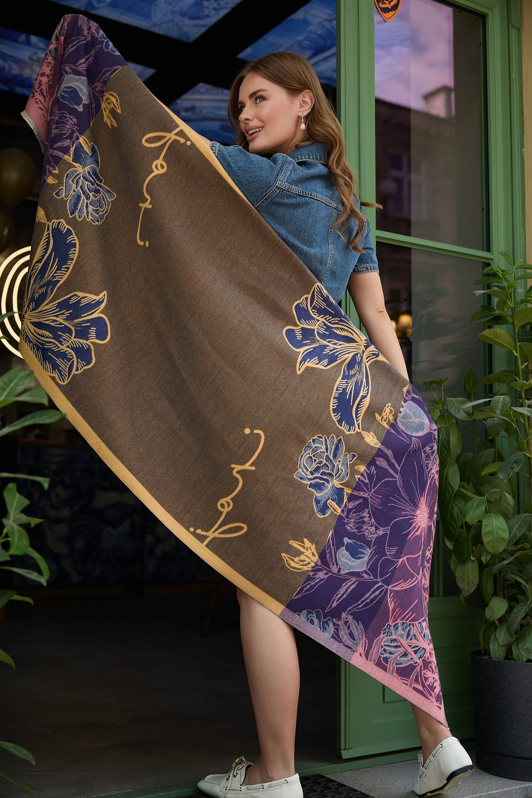 Bloomline Reversible Scarf