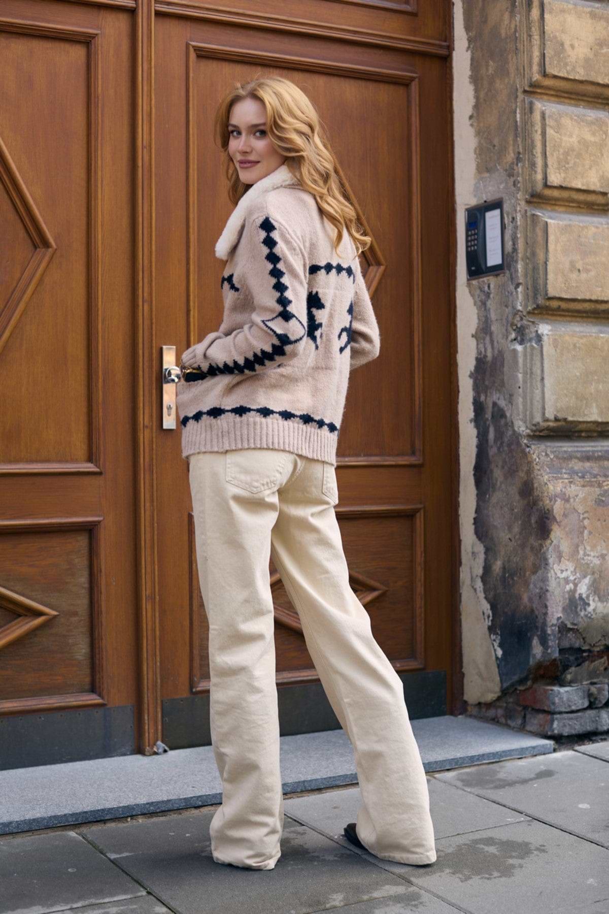 Fur Collar Horse Knit Jacket – SAACHI