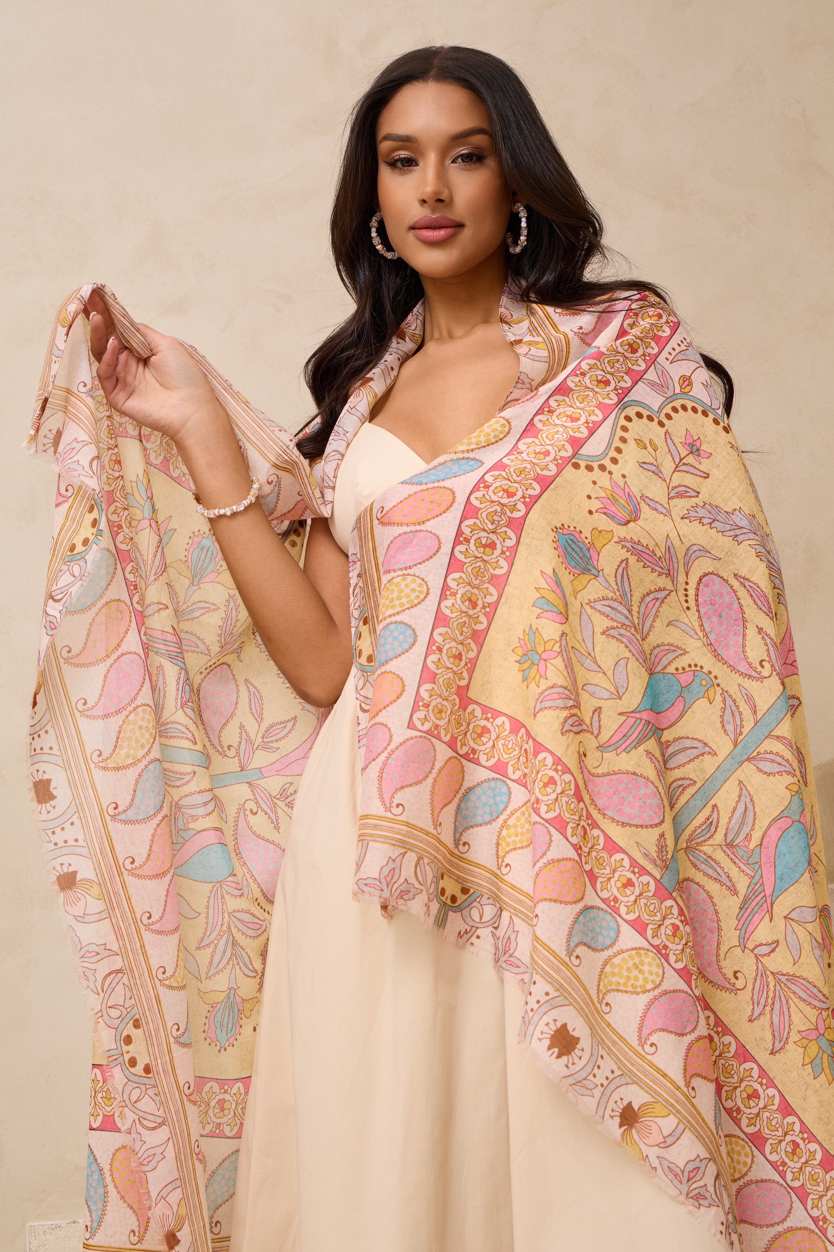 SAACHI | Women's Kimonos, Scarves, Cardigans & Jewelry