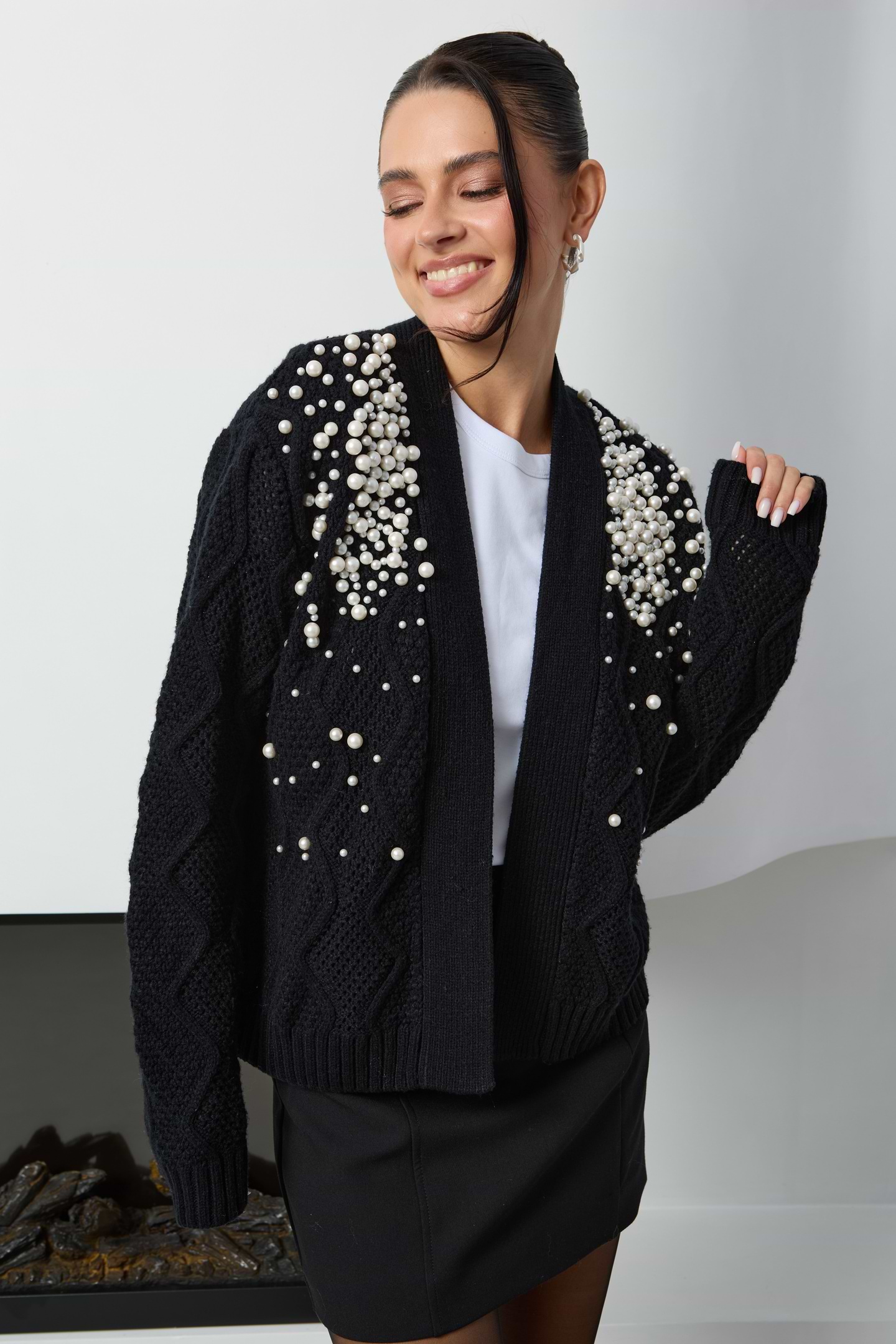 Pearl Embellished Cardigan – SAACHI
