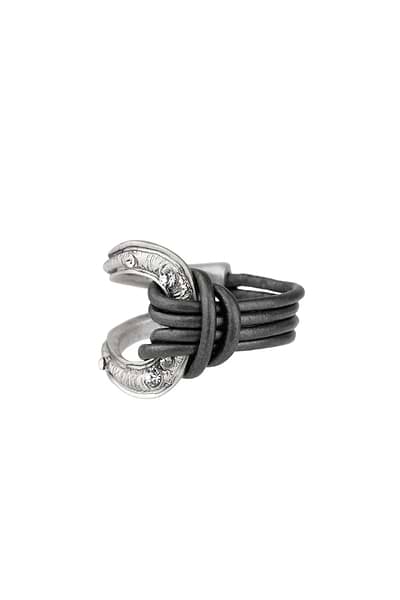 Leather Knotted Ring Black