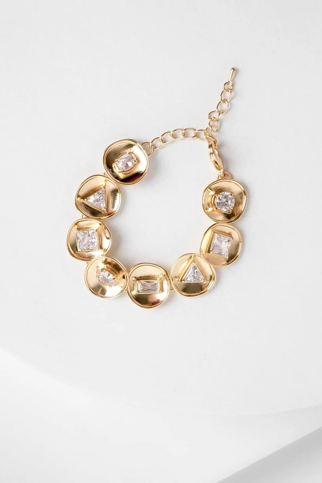Divine Statement Charm Bracelet Gold