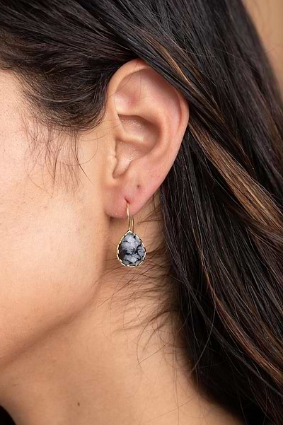 Twilight Single Agate Stone Pear Earrings Black
