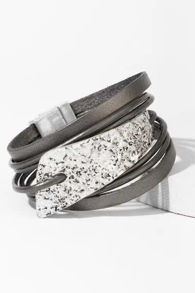 Absolute Zero Leather Bracelet - SAACHI