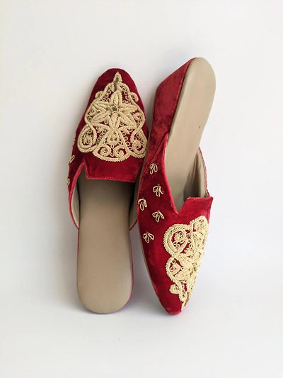 DS 188 26 Velvet Red With Gold - SAACHI