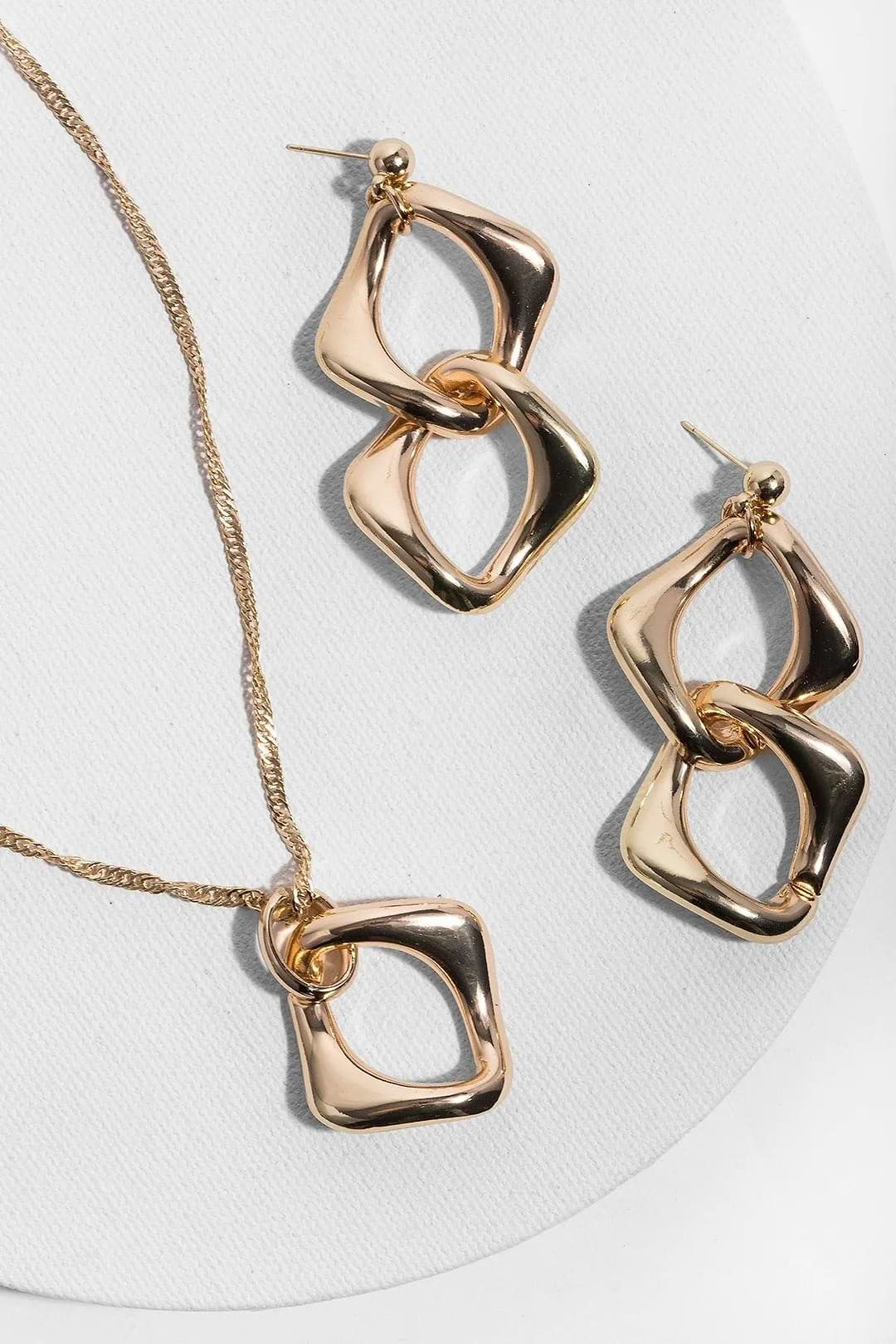 Infinity Necklace and Earring Gift Box Gold