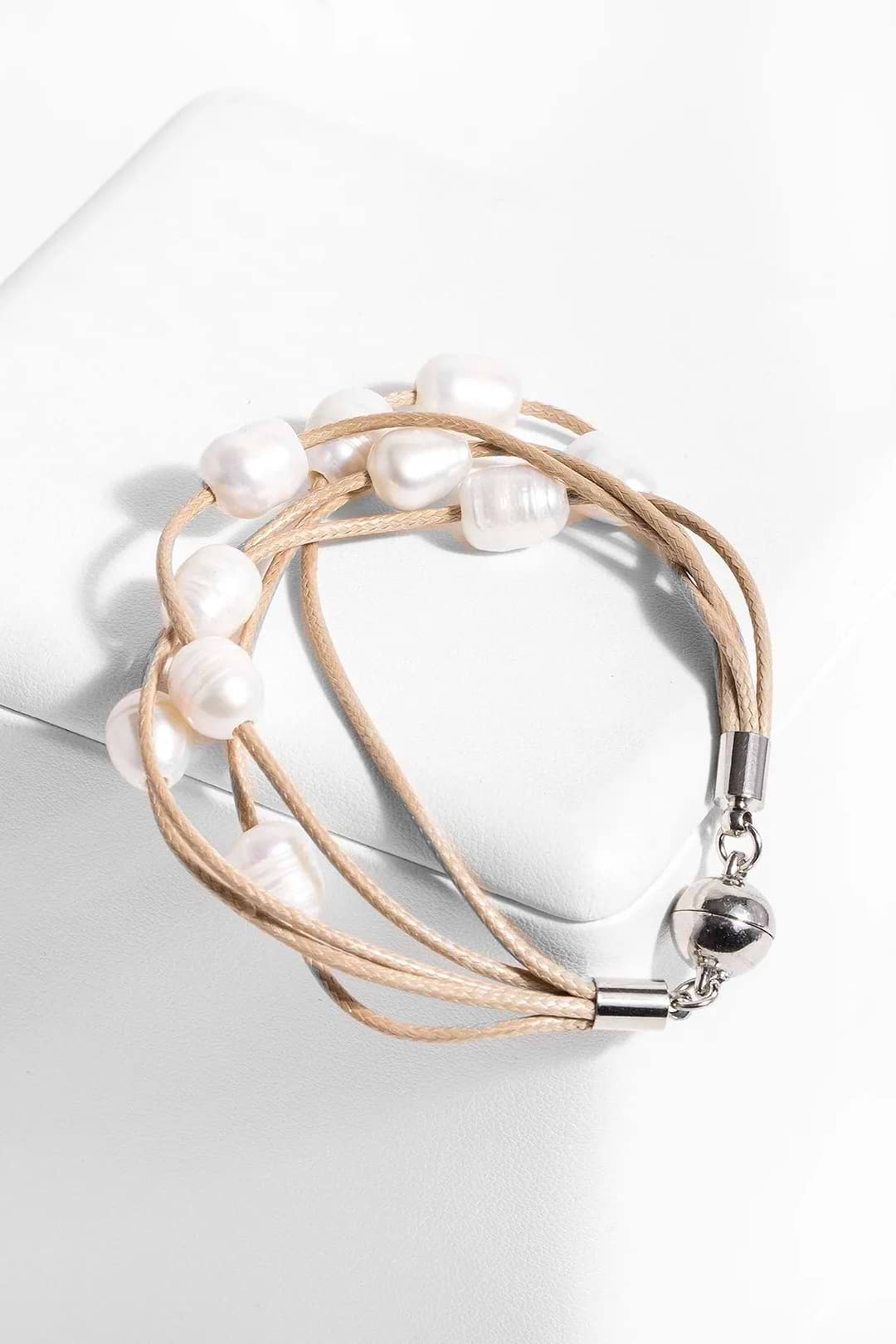 Cosmo Pearl Strand Bracelet - SAACHI - White - Bracelet