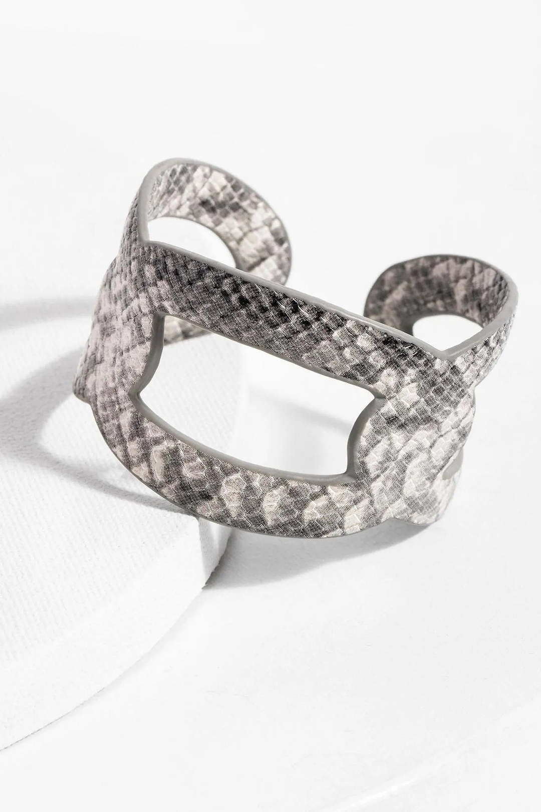 Ogee Cuff Bracelet Black