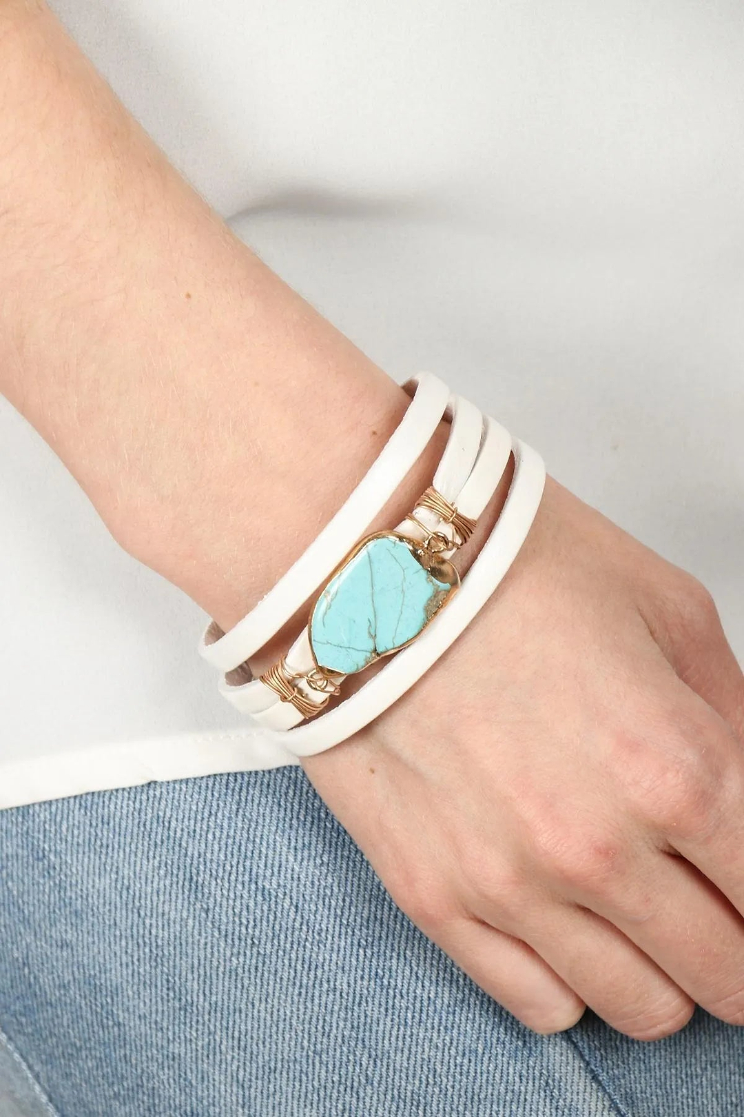 Turquoise Dream Leather Bracelet White