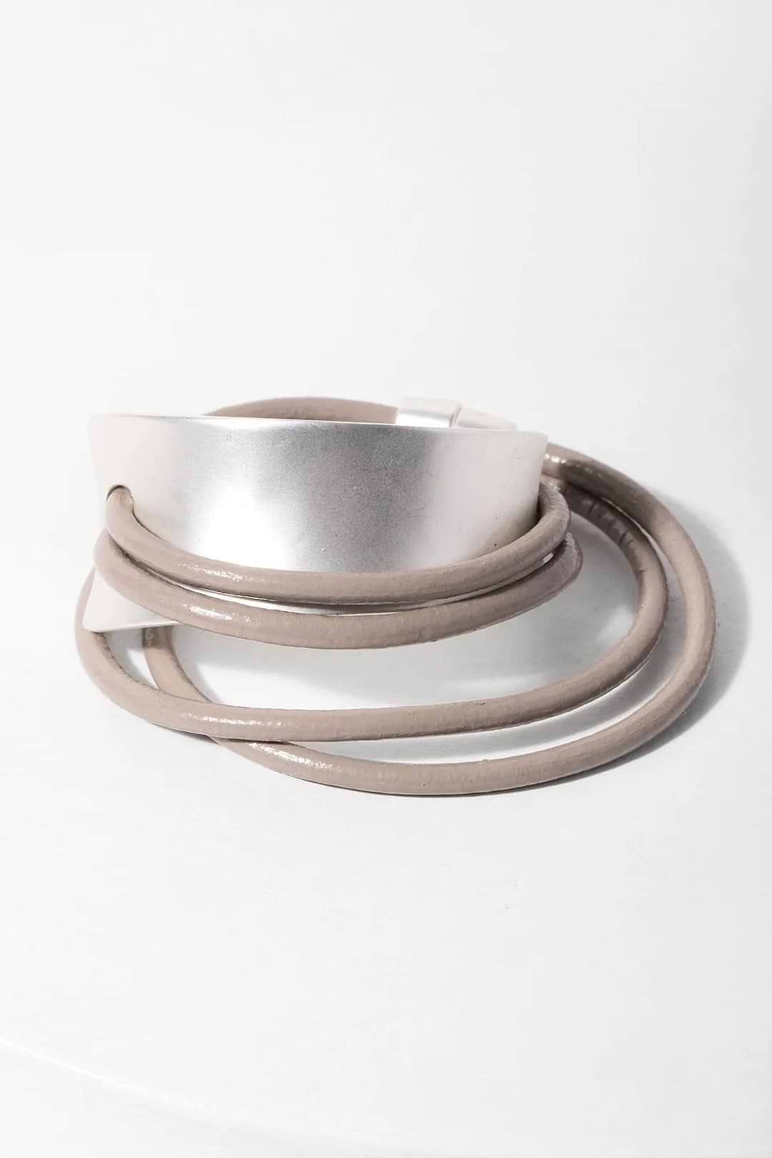 Swish Leather Bracelet Silver