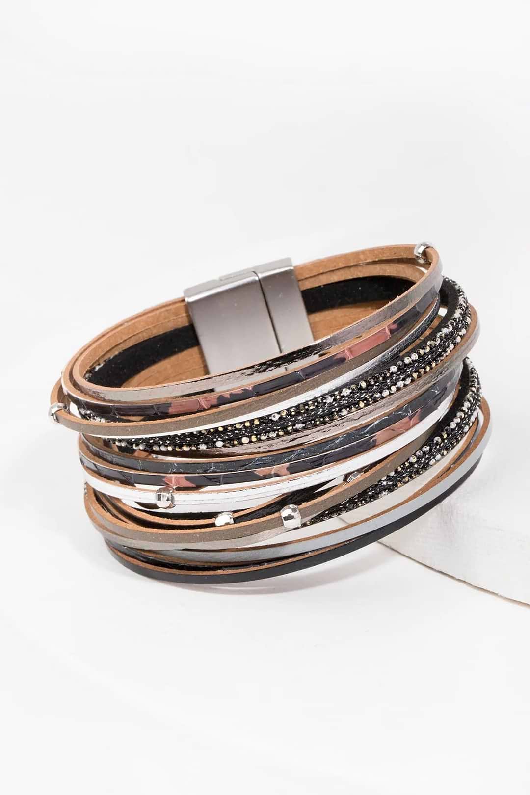Looking Good Leather Bracelet Black