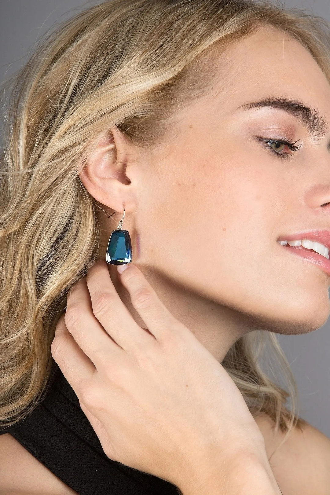 Prism Cushion Earring Blue