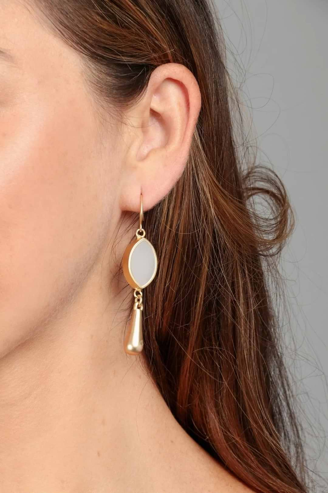 Varsha Statement Earring Seashell