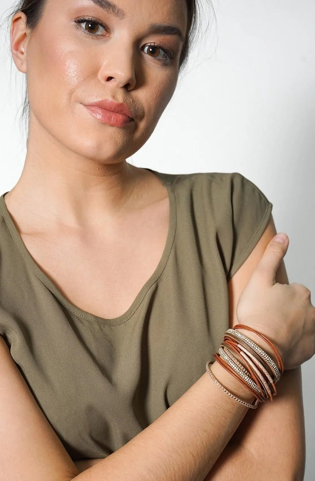 Flaunt Double Wrap Leather Bracelet Peru