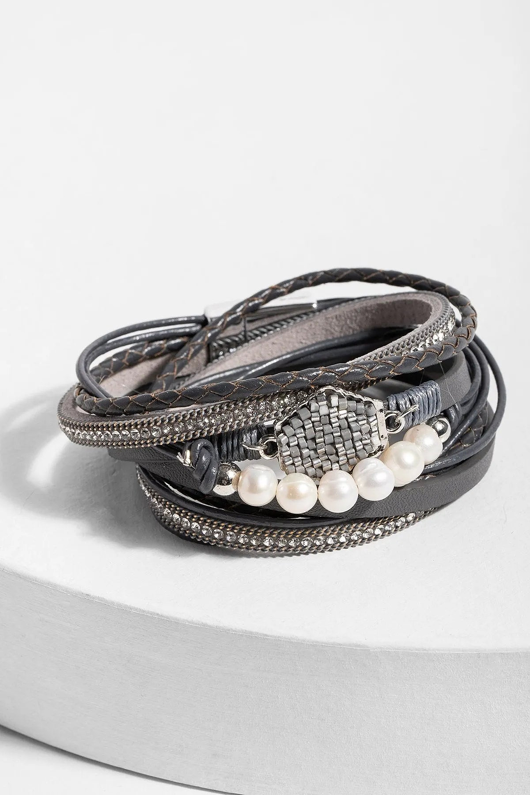 Dream Leather and Crystal Bracelet Dark Gray