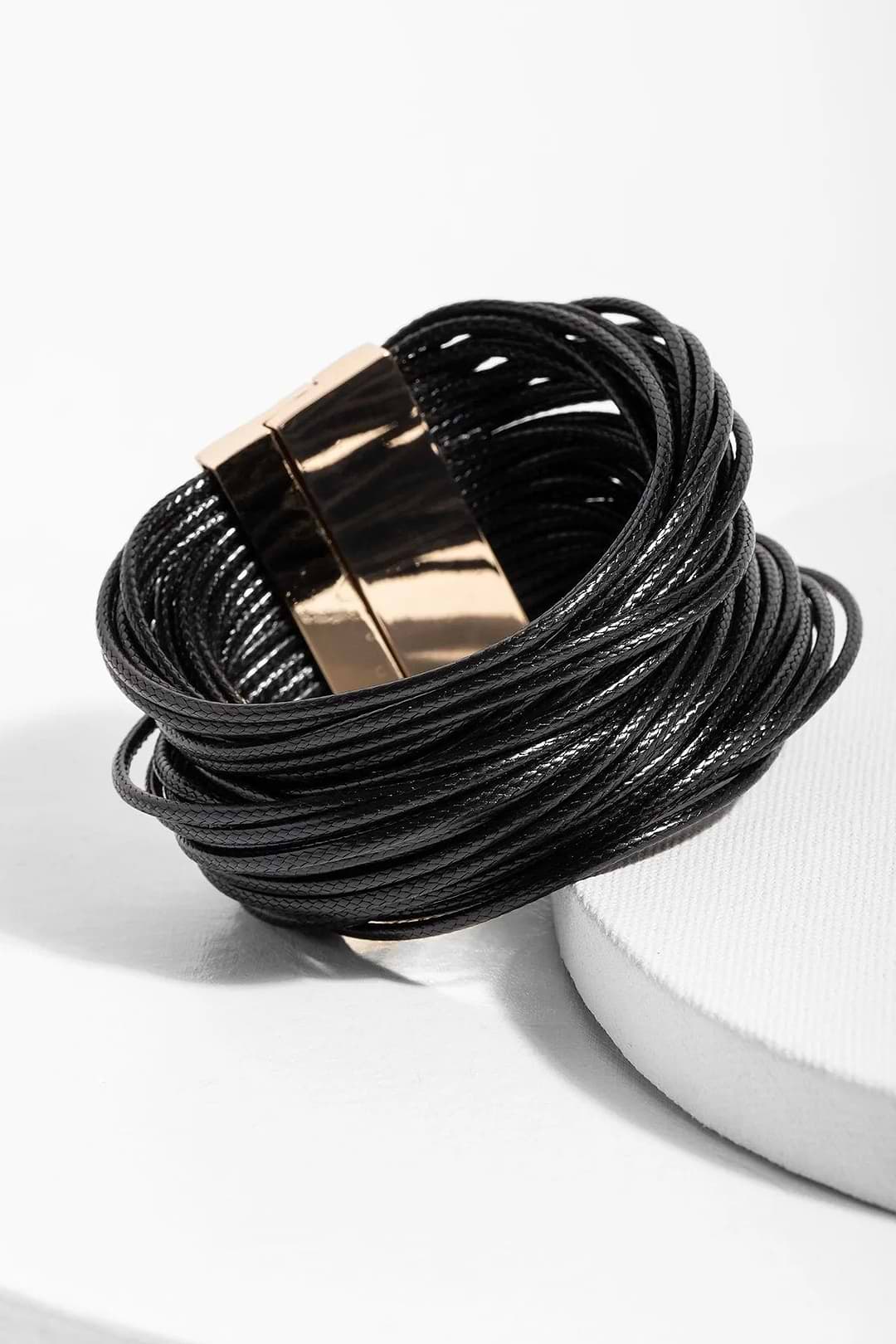 Simple Metallic Cord Leather Bracelet Black