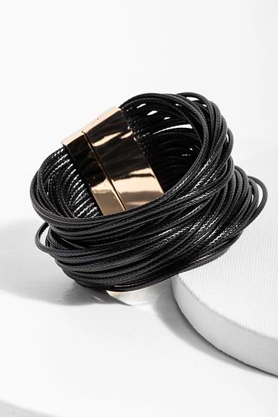 Simple Metallic Cord Leather Bracelet Black