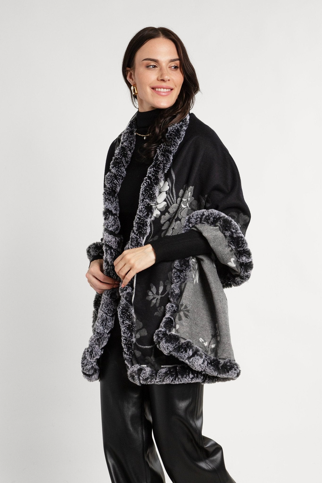 Blooming Faux Fur Scarf Black