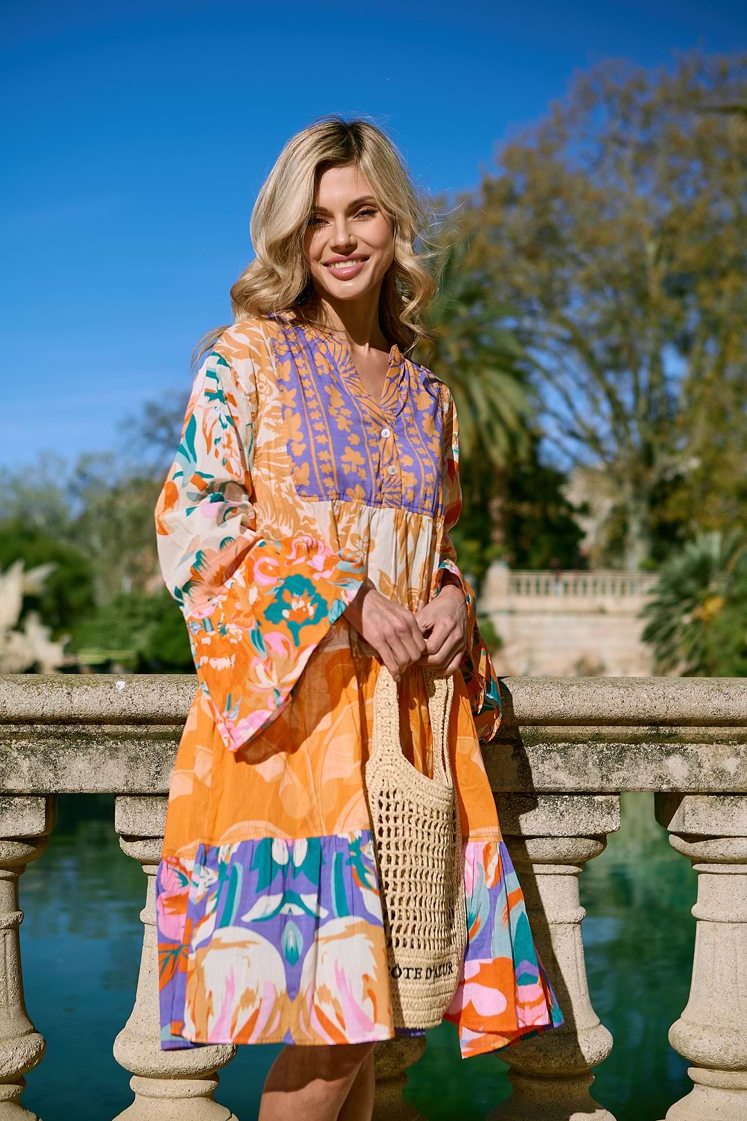 Luxury Kaftans for Women | Elegant Satin & Cotton Styles by SAACHI Luxury Kaftans for Women | Elegant Satin & Cotton Styles by SAACHI