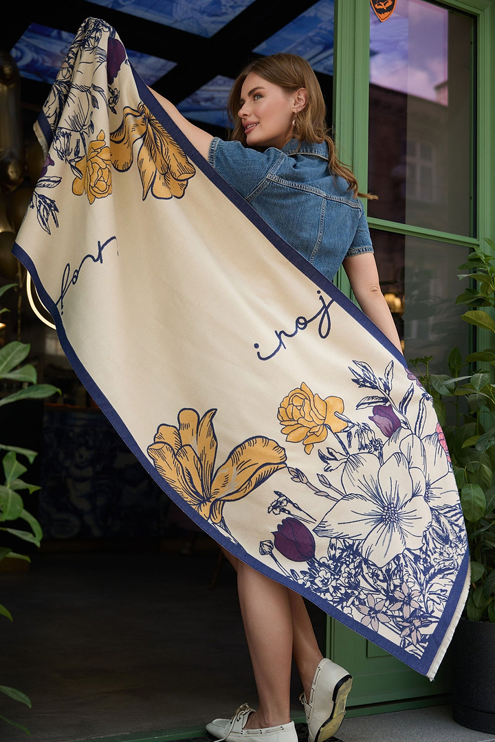 Bloomline Reversible Scarf