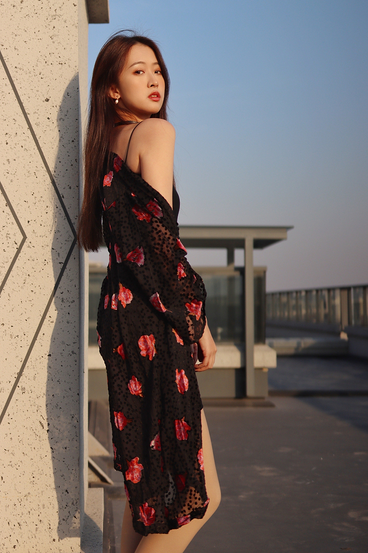 Black Velvet Rose Kimono