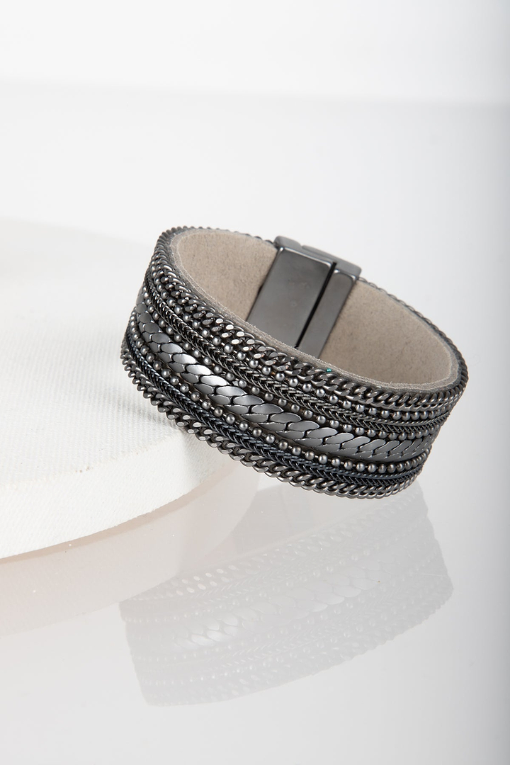 Dainty Chains Leather Bracelet