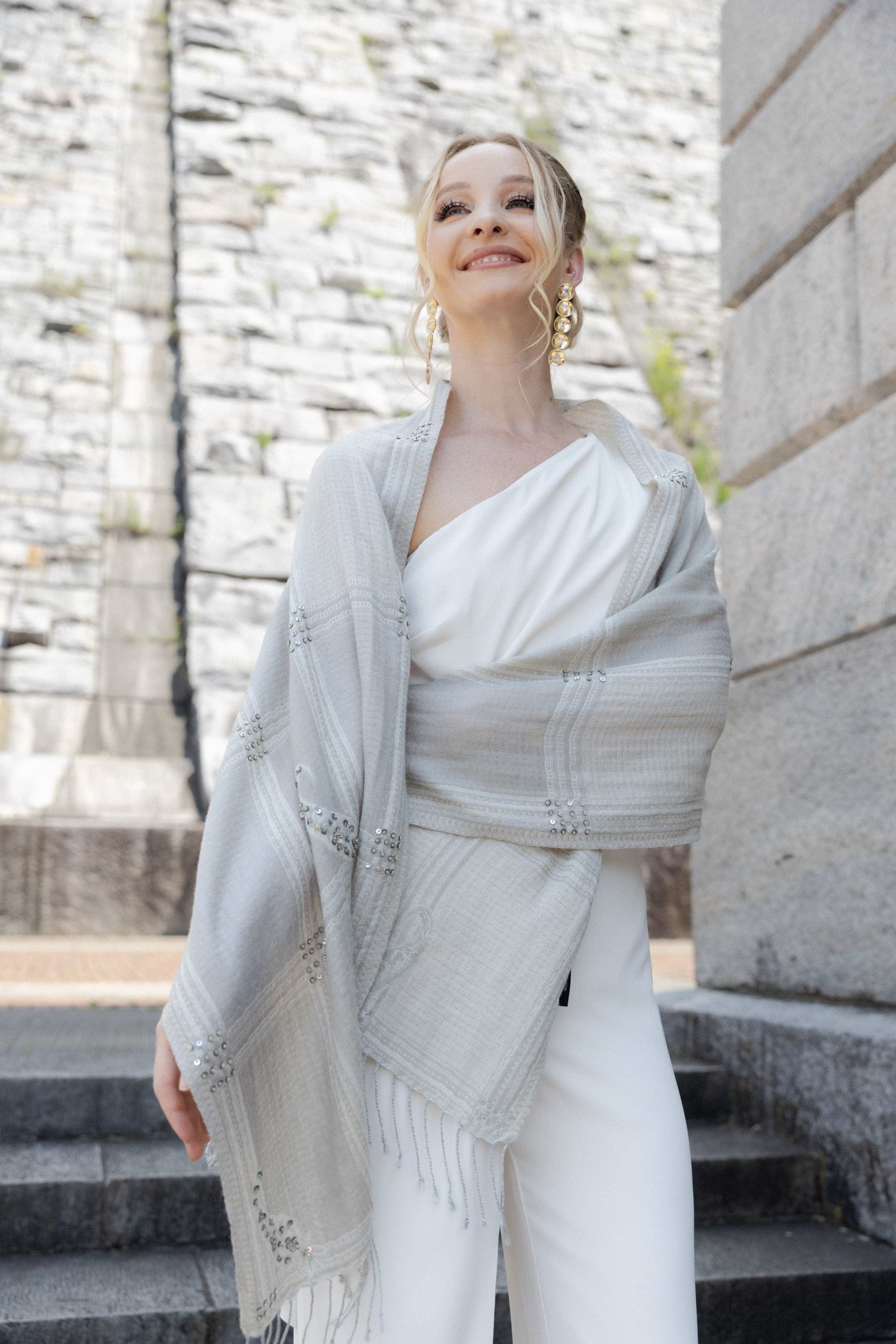 salsation サルセーション Shawl With Opening 新作