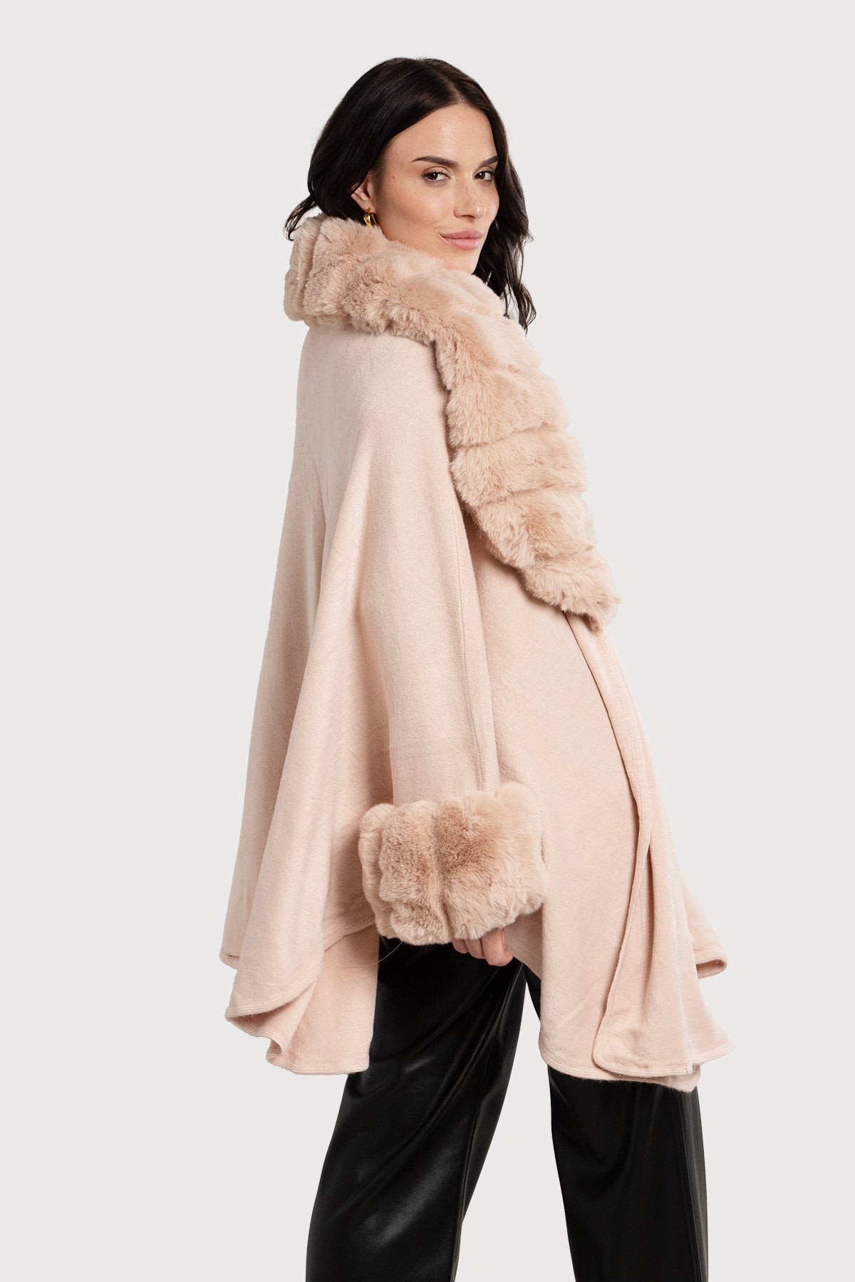 Faux Fur Trim Kimono – SAACHI