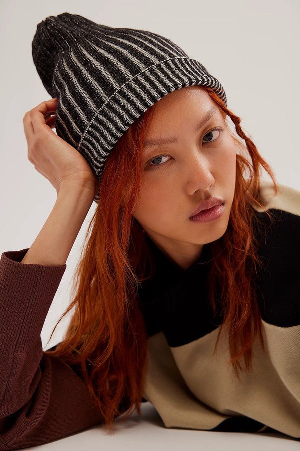 Slouchy Ribbed Cuffed Beanie Black
