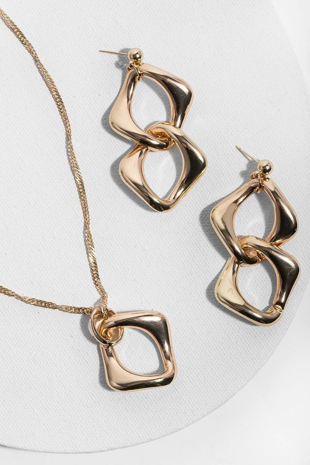 Infinity Necklace and Earring Gift Box Gold